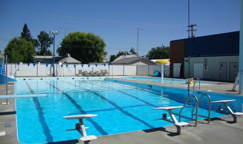 Forestburg Outdoor Swimming Pool